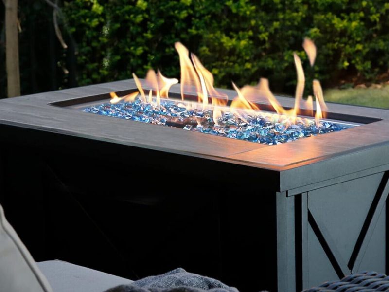 Outdoor Fire Features Perfect for Entertaining and Relaxation